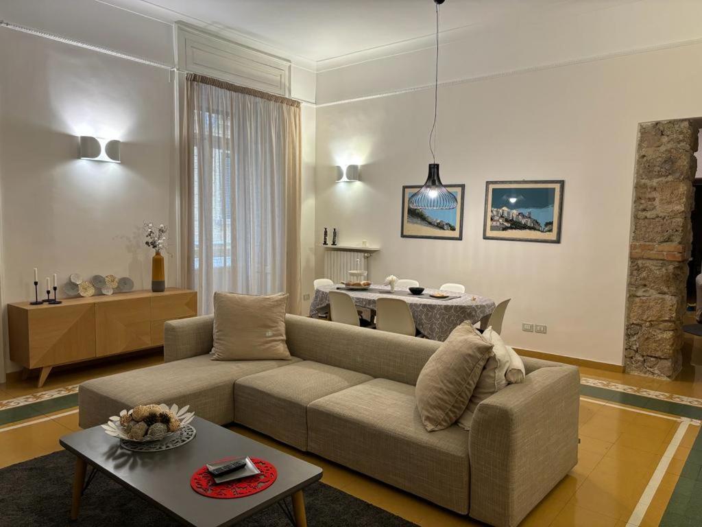 Luxury Manfredi Apartment Salerno Exterior photo